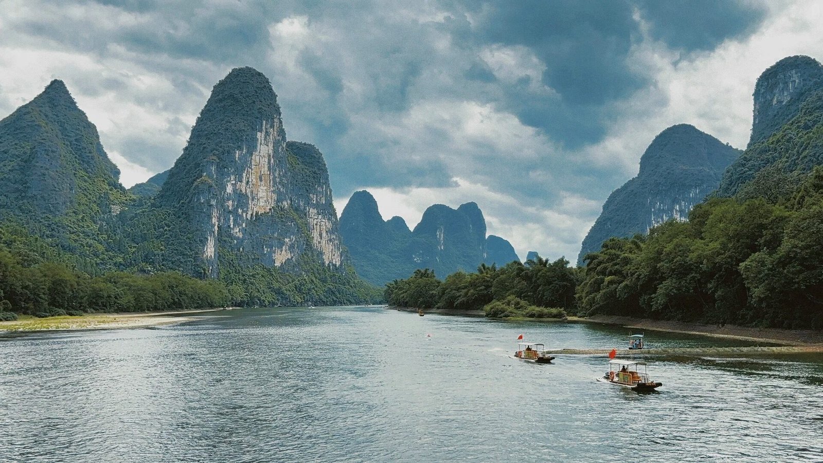 Chinas-Southern-Landscapes-A-10-Day-Private-Journey - Image 3